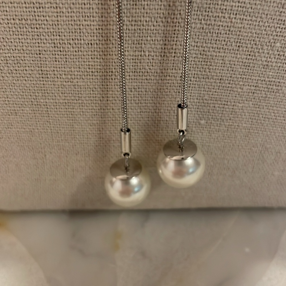 Alfani modern adjustable silver and pearl necklace - Picture 2 of 5